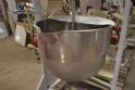 Stainless steel pot