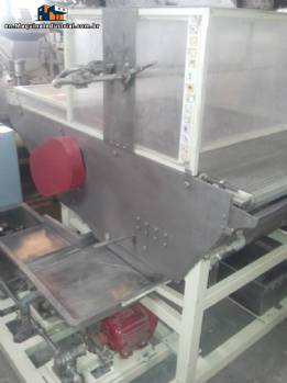 Chocolate enrobing machine for 800 mm