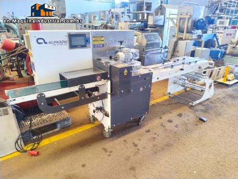 Allpacking inverted flow pack packaging machine 25 to 30 packages per minute Allpacking inverted flow pack packaging machine 25 to 30 packages per minute