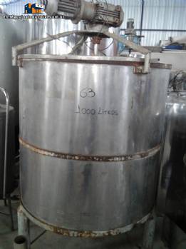 Stainless steel 1000 L storage tank with agitator