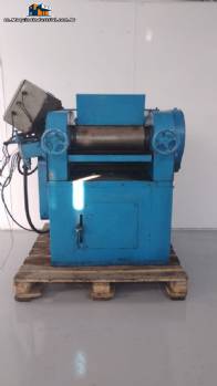 Roller refiner mill with 2 cylinders