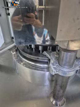 Rotary tablet press for solid tablet line Neuberger
