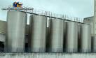 Stainless steel storage tank, 10,000 liters.