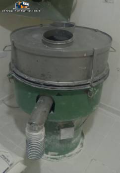 Vibrating sieve type Mavi