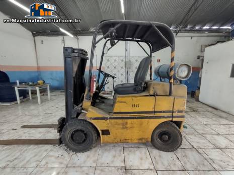 Yale gas forklift