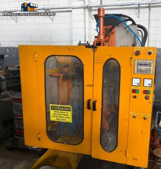 Bekum blow molding machine for bottles, jars, and plastic packaging.