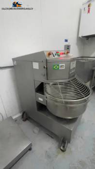 Amassadeira masseira em inox com batedor espiral Metal�rgica Pescador