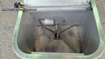 Semi-automatic benchtop vegetable oil extraction press, up to 18 kg per hour.