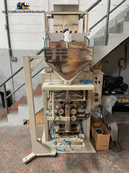 Automatic pneumatic packaging machine for Embrapac pillow type packaging