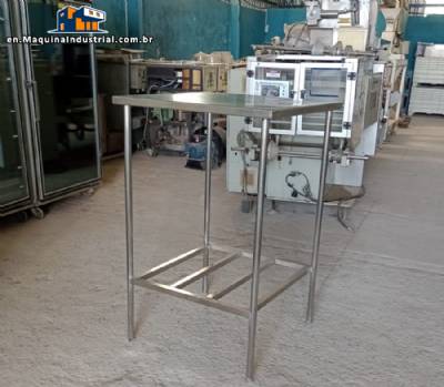 Stainless steel table 800 mm x 800 mm