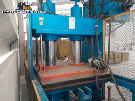 MASTERMAC Hydraulic press for rubber vulcanization