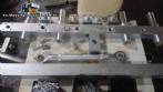 Linear filling machine with 6 pistons filling system