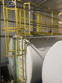 Horizontal stationary tank made of carbon steel, 40,000 liters.