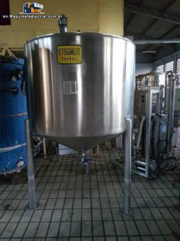 Stainless steel tank 2.000 L with stirrer