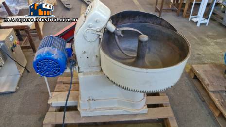 Hook type kneader 30 liters