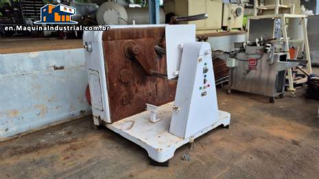 Bullet puller, 60 kg, made of stainless steel. Bullet puller, 60 kg, made of stainless steel.