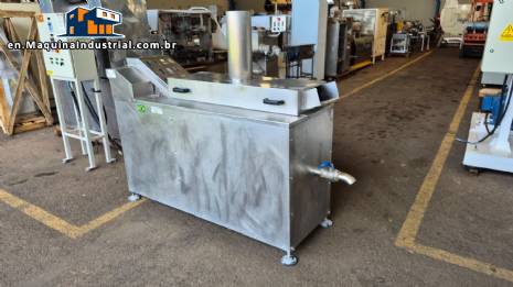 MCI continuous electric deep fryer, made of stainless steel, with a capacity of 4,000 units/hour MCI continuous electric deep fryer, made of stainless steel, with a capacity of 4,000 units/hour