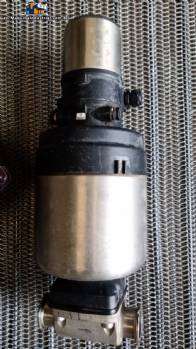 Proportional valve with Burkert positioner Proportional valve with Burkert positioner