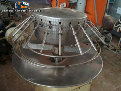 Rotary filling with 24 nozzles for syrups, beverages Rotary filling with 24 nozzles for syrups, beverages