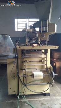 Vertical packaging machine with Fabrima VBR 008 thread Vertical packaging machine with Fabrima VBR 008 thread